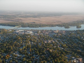 Muscatine Iowa Fall Balloon Ride with RE/MAX REMAX